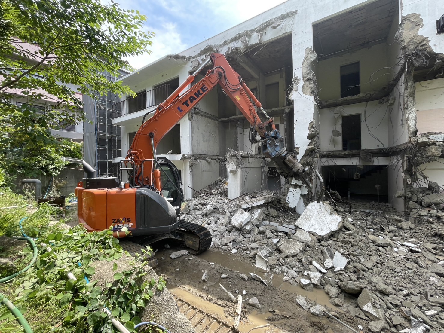 解体工事 集合住宅