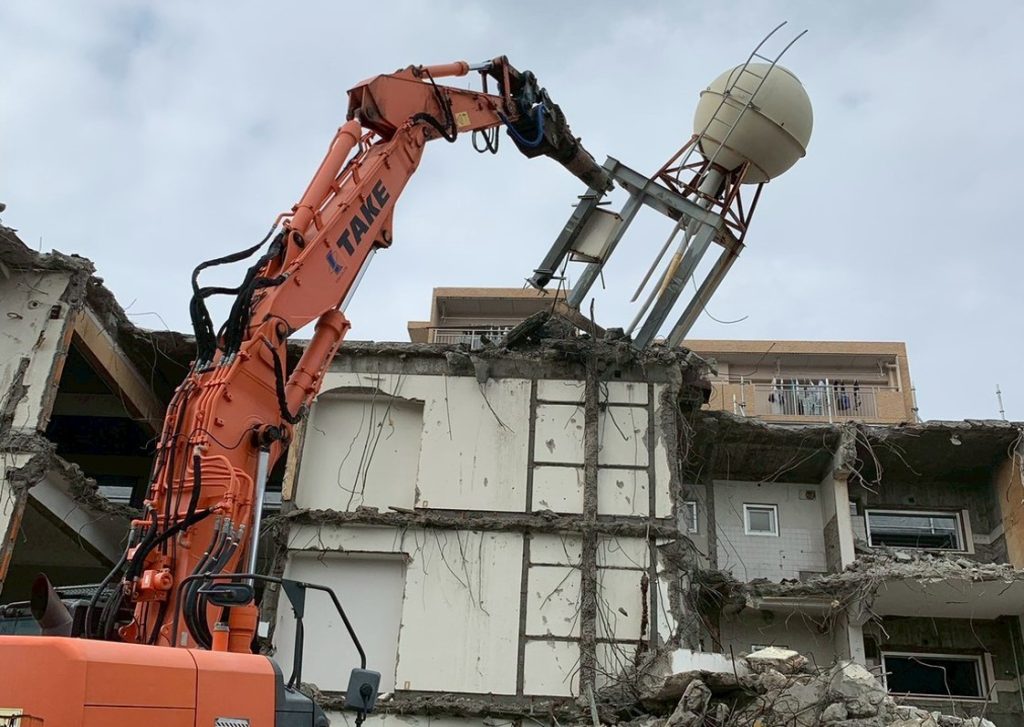 寮RC造 解体工事